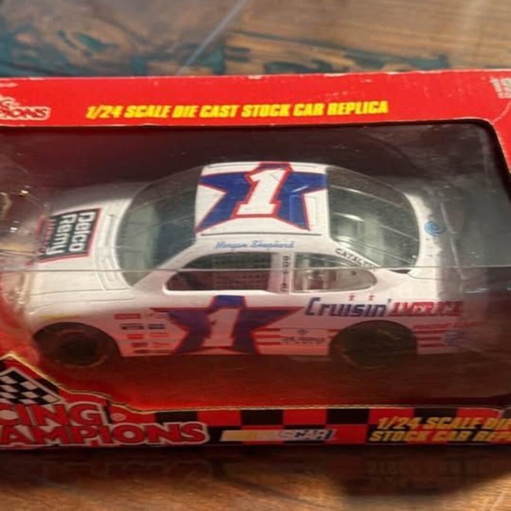 Racing Champions 1/24 Scale NASCAR Die Cast Stock Car - Morgan Shepherd #1